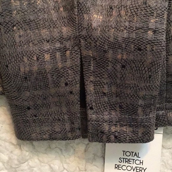 NEW 💕 Zac & Rachel shimmery metallic stretch pants - Picture 13 of 13